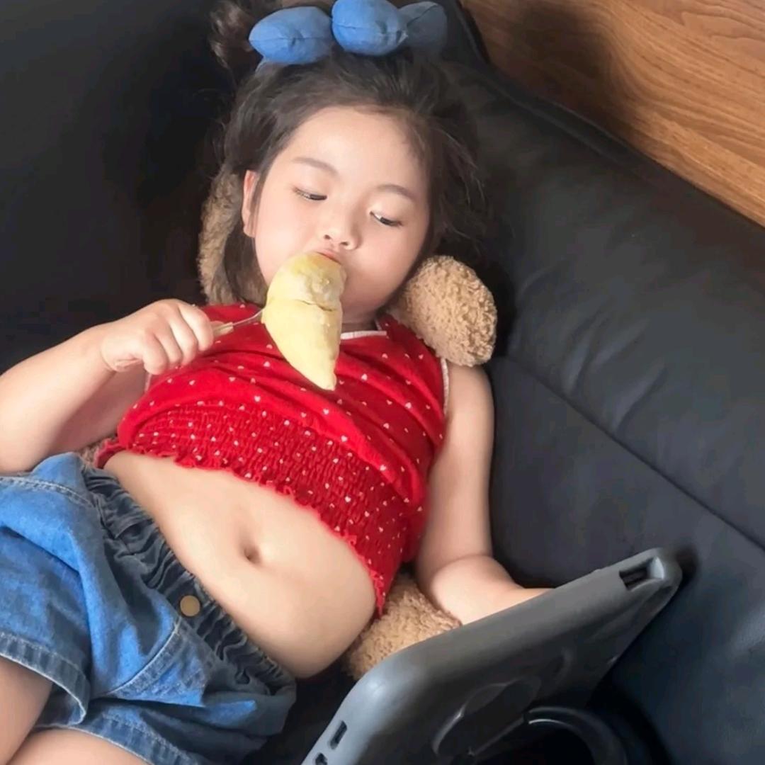 圆圆超爱吃