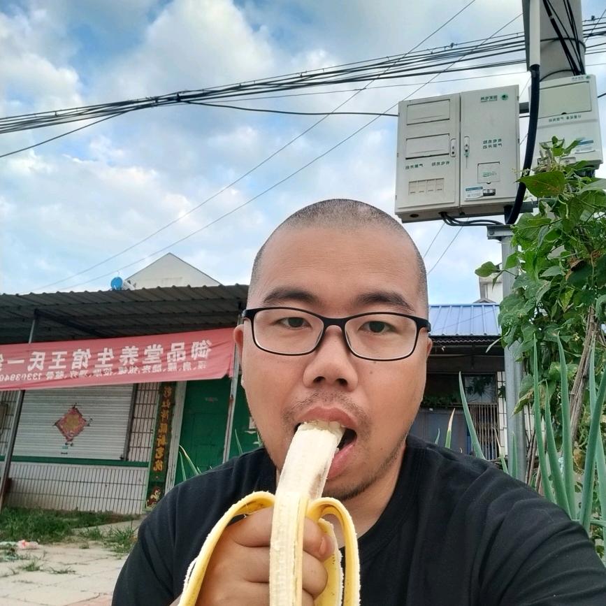 快乐开朗的小冯