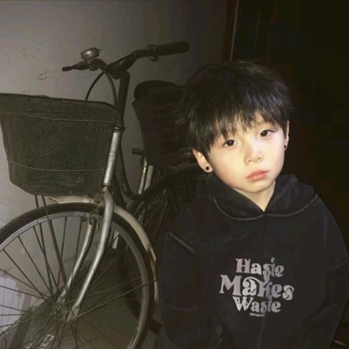 蛋蛋.