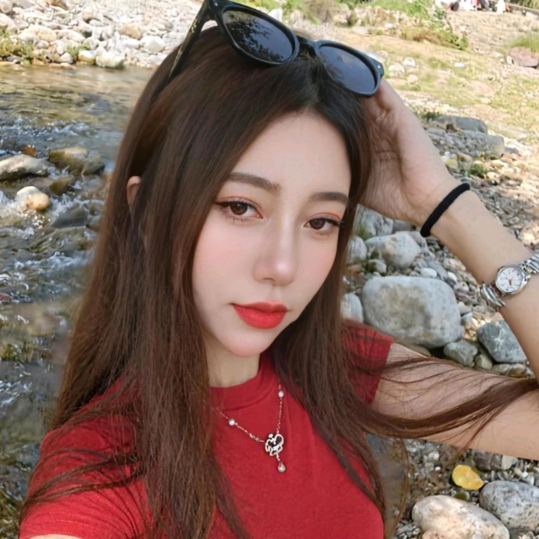 爱喝牛奶的小阿姨