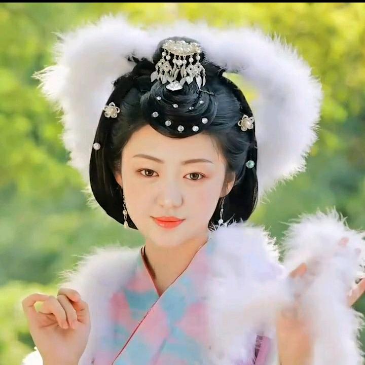 尚弦月