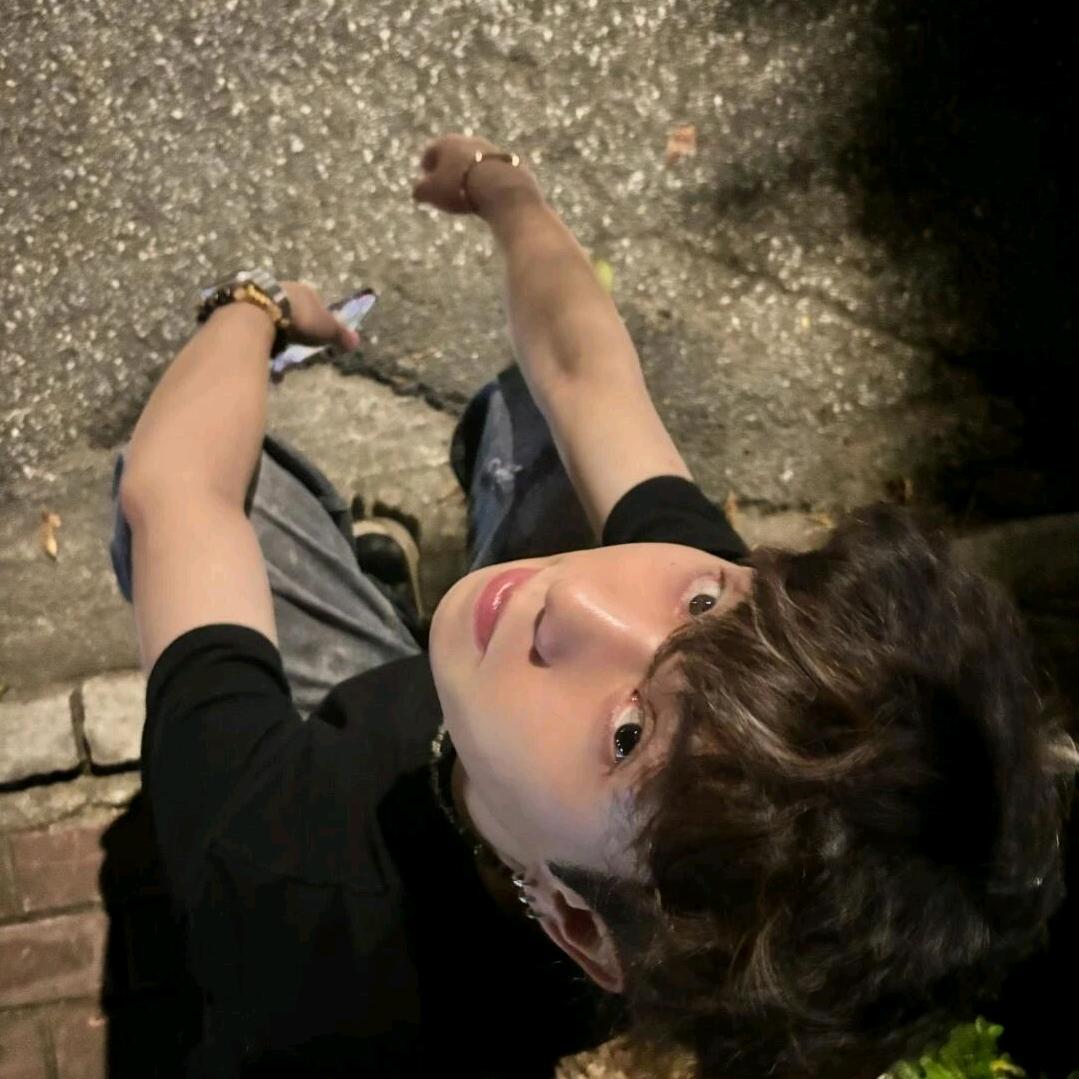 美如初家小跟班