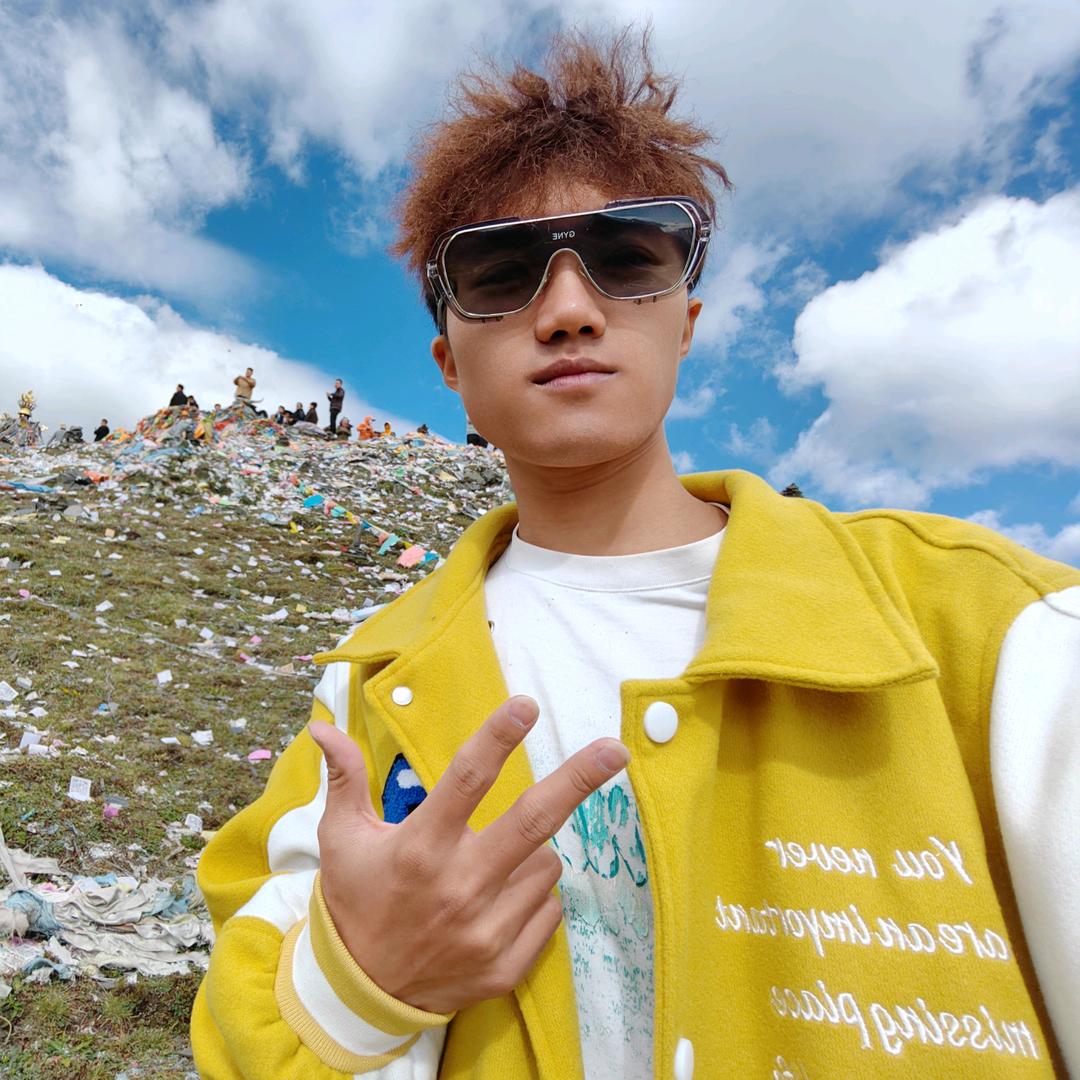 四川民族学院小贺学长（欢迎咨询）