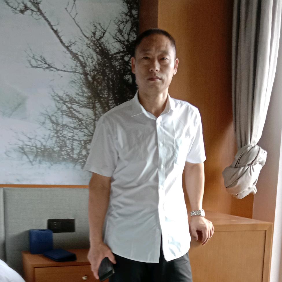 王以亮