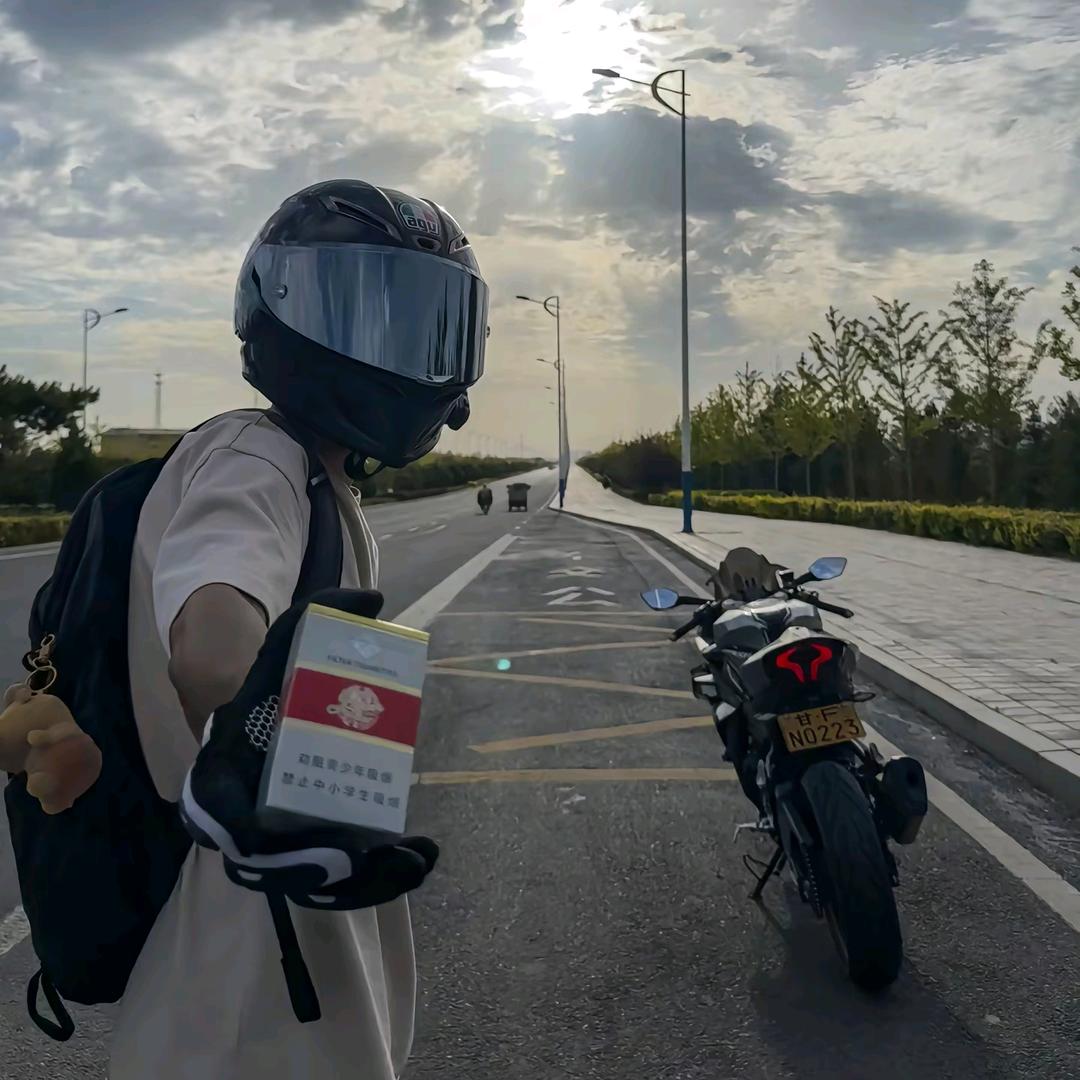 帅哥的事你少管