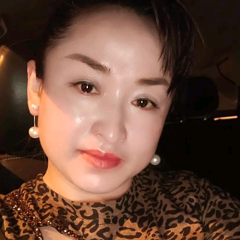 80后的小姐姐