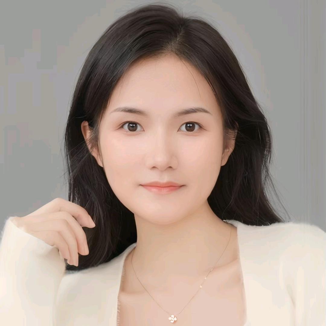 钰盈徒手骨相美