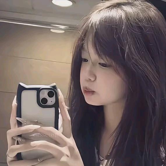 宋妍璇♡.(｡･ω･｡)