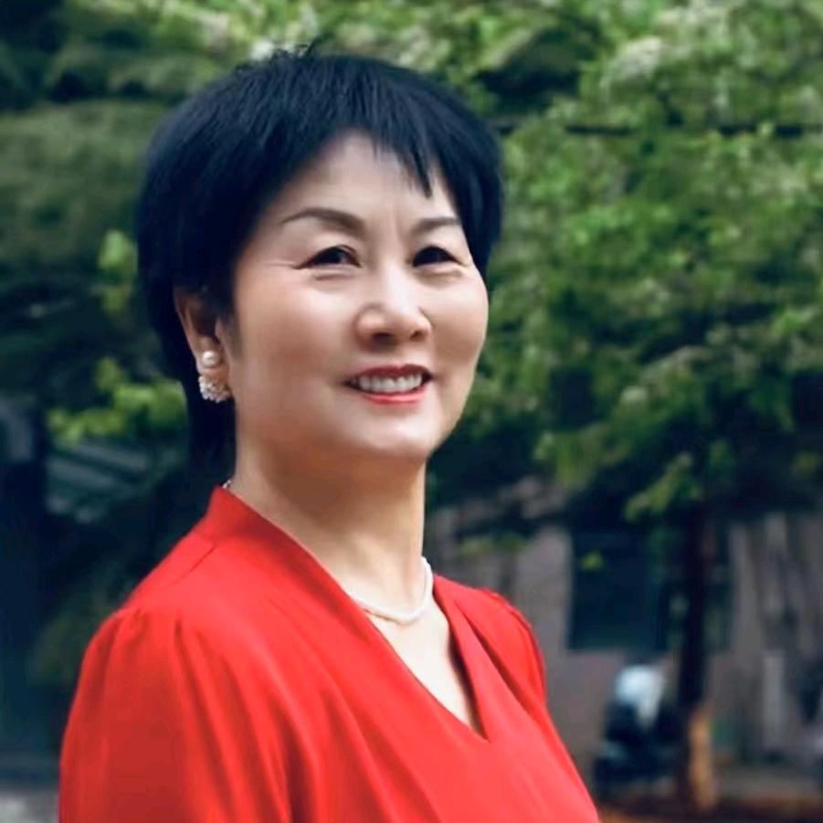 唐姐一庄萍女装生活馆