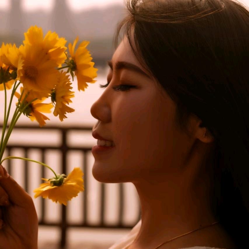 小黑妮儿