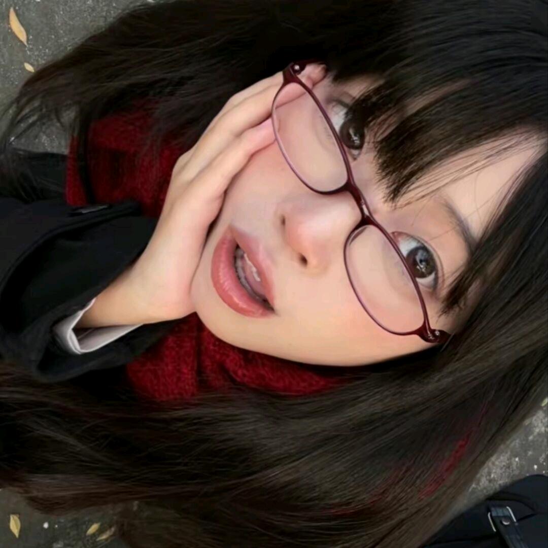 青.