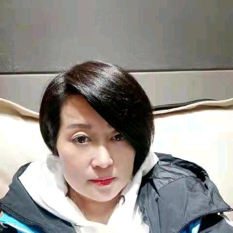 周周（橱窗有好物）