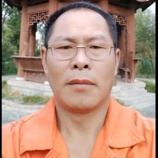 叶华贵单身天涯何处寻知音？？？？头像