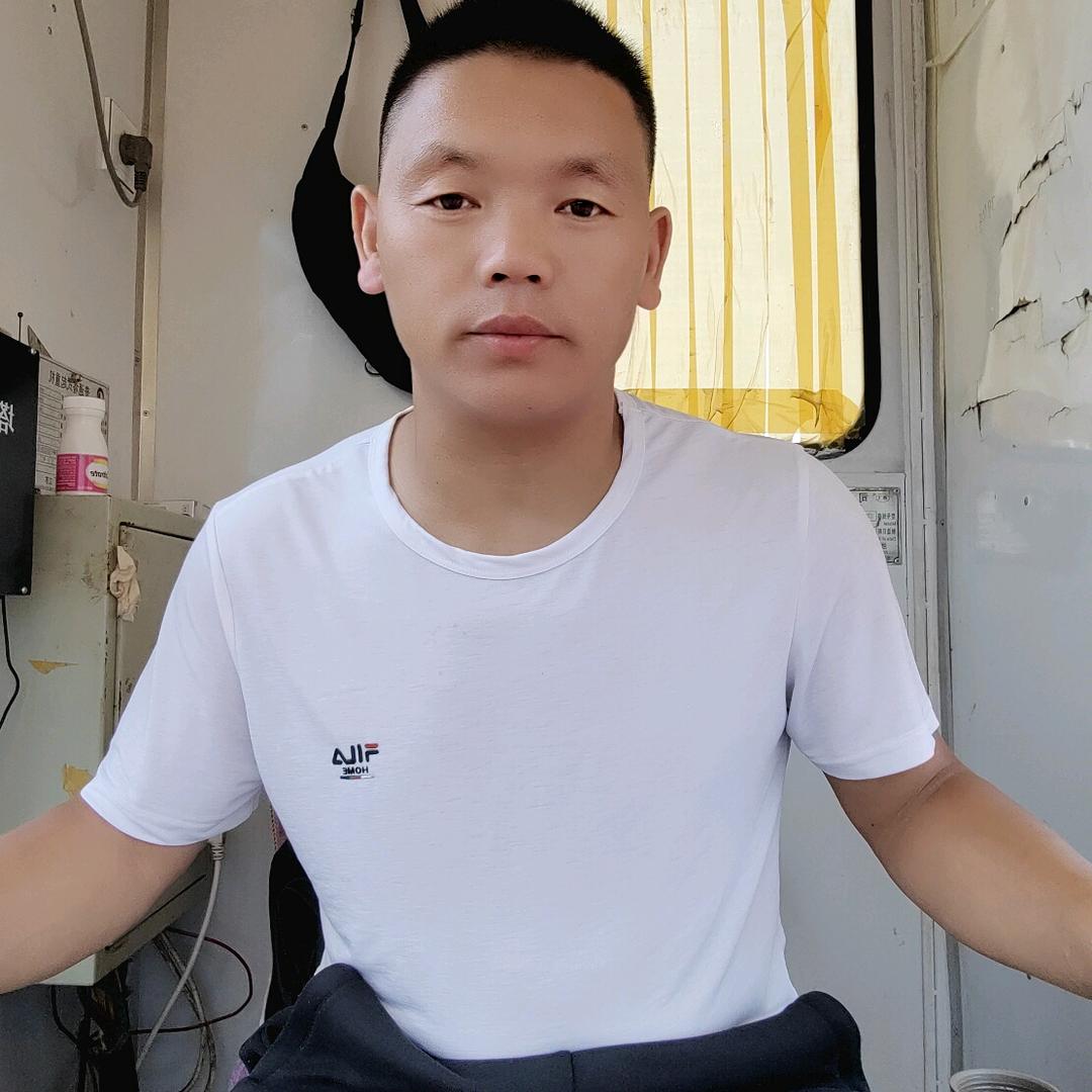 专业塔吊司机安装指挥