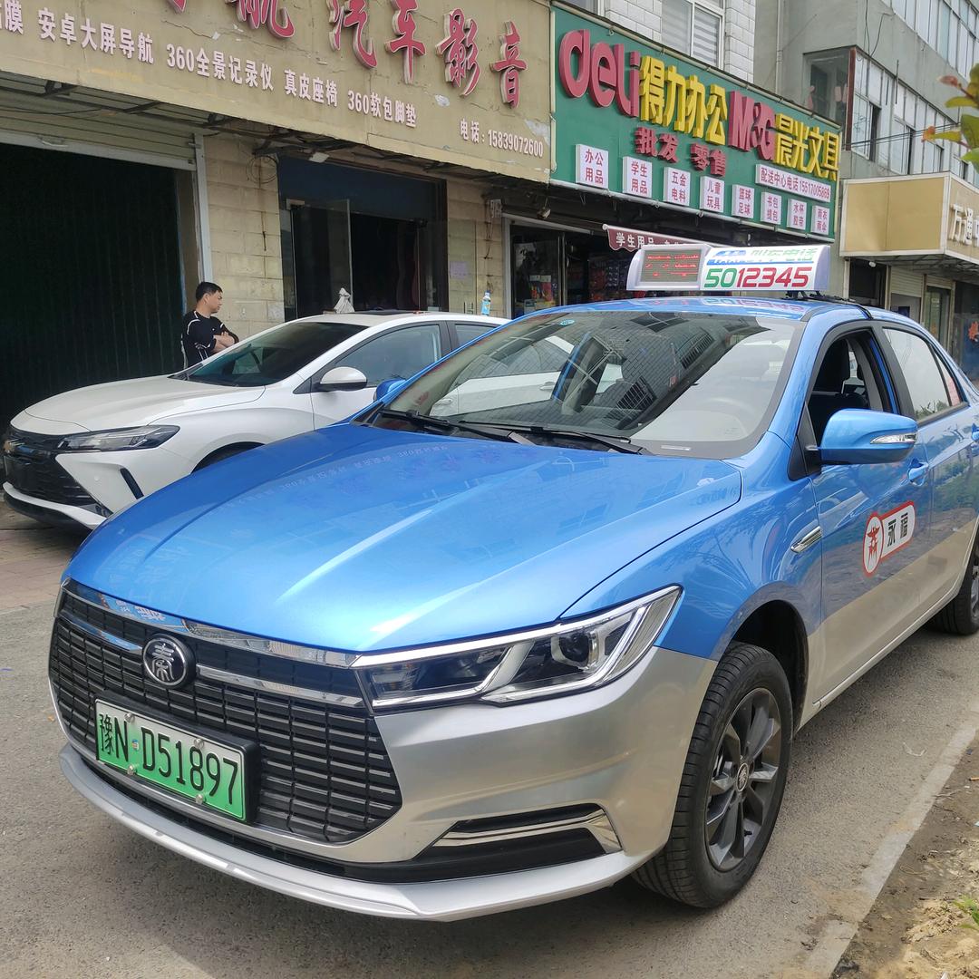 商丘市出租车的哥