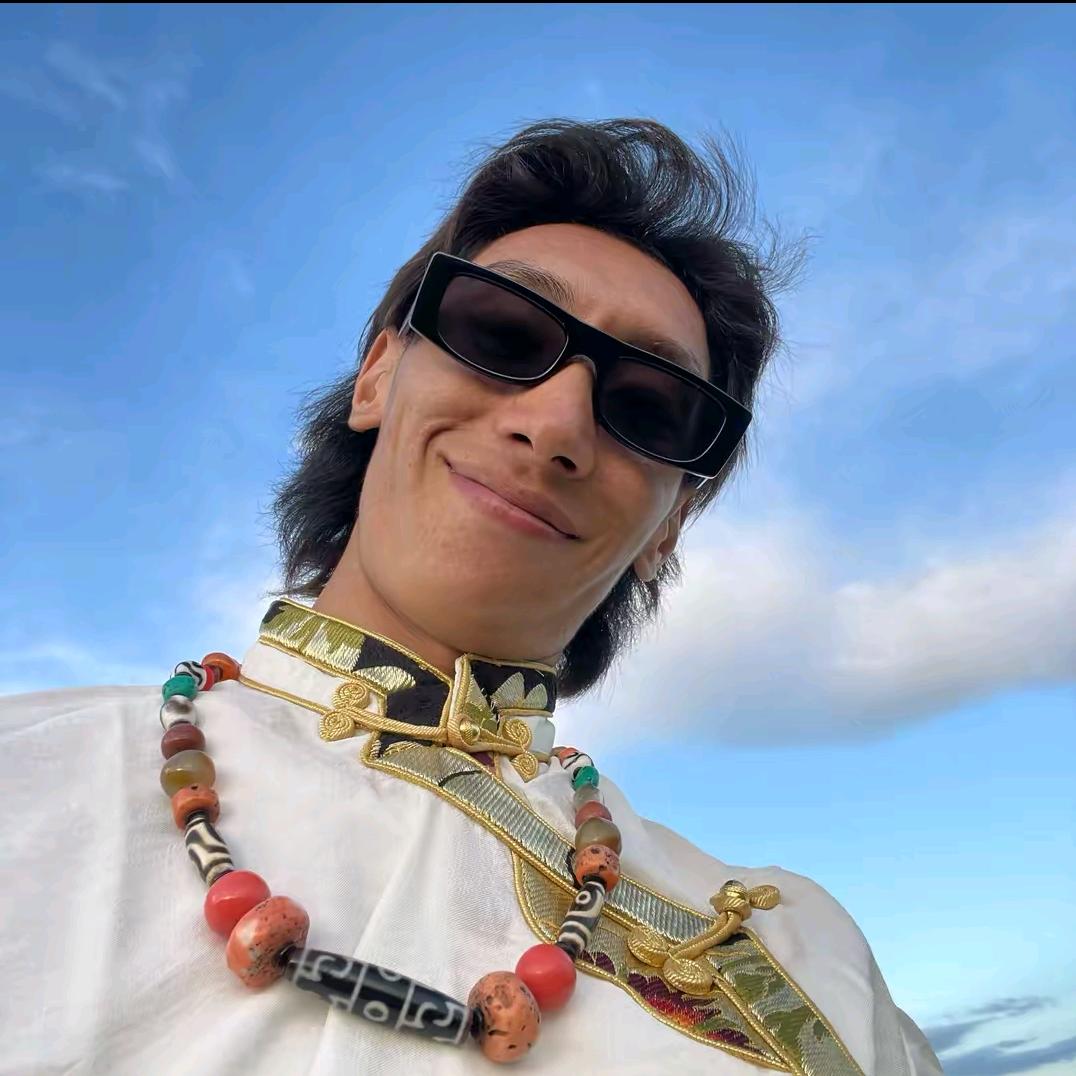 ཏེང་ཀྲོ།泽仁