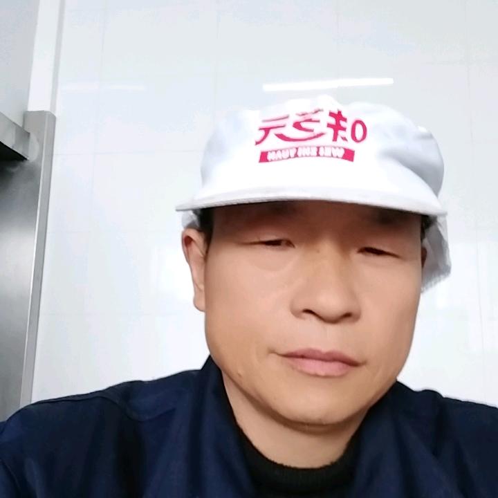 曾革武