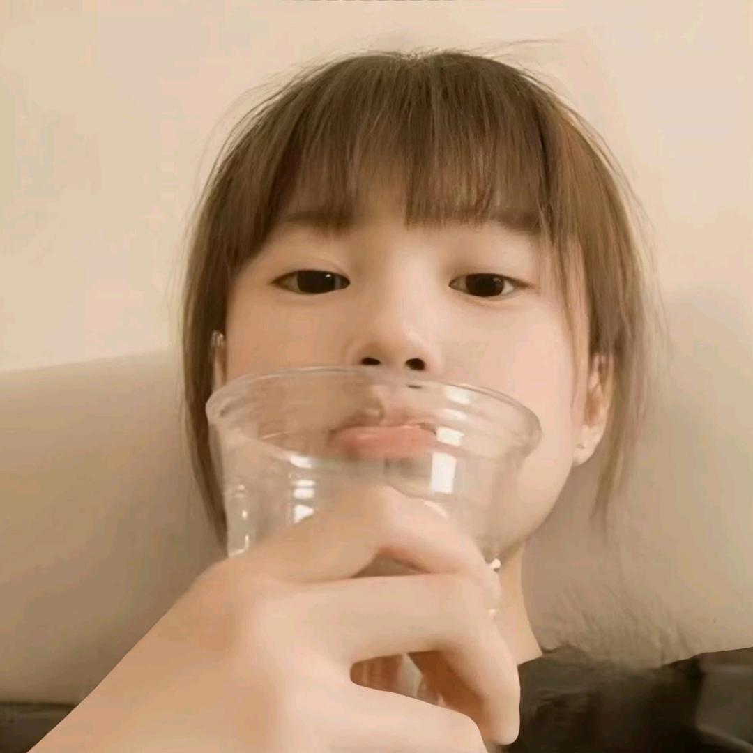 .你别太天真-🤍