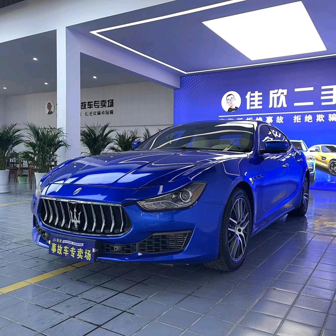 佳欣二手车 展厅店