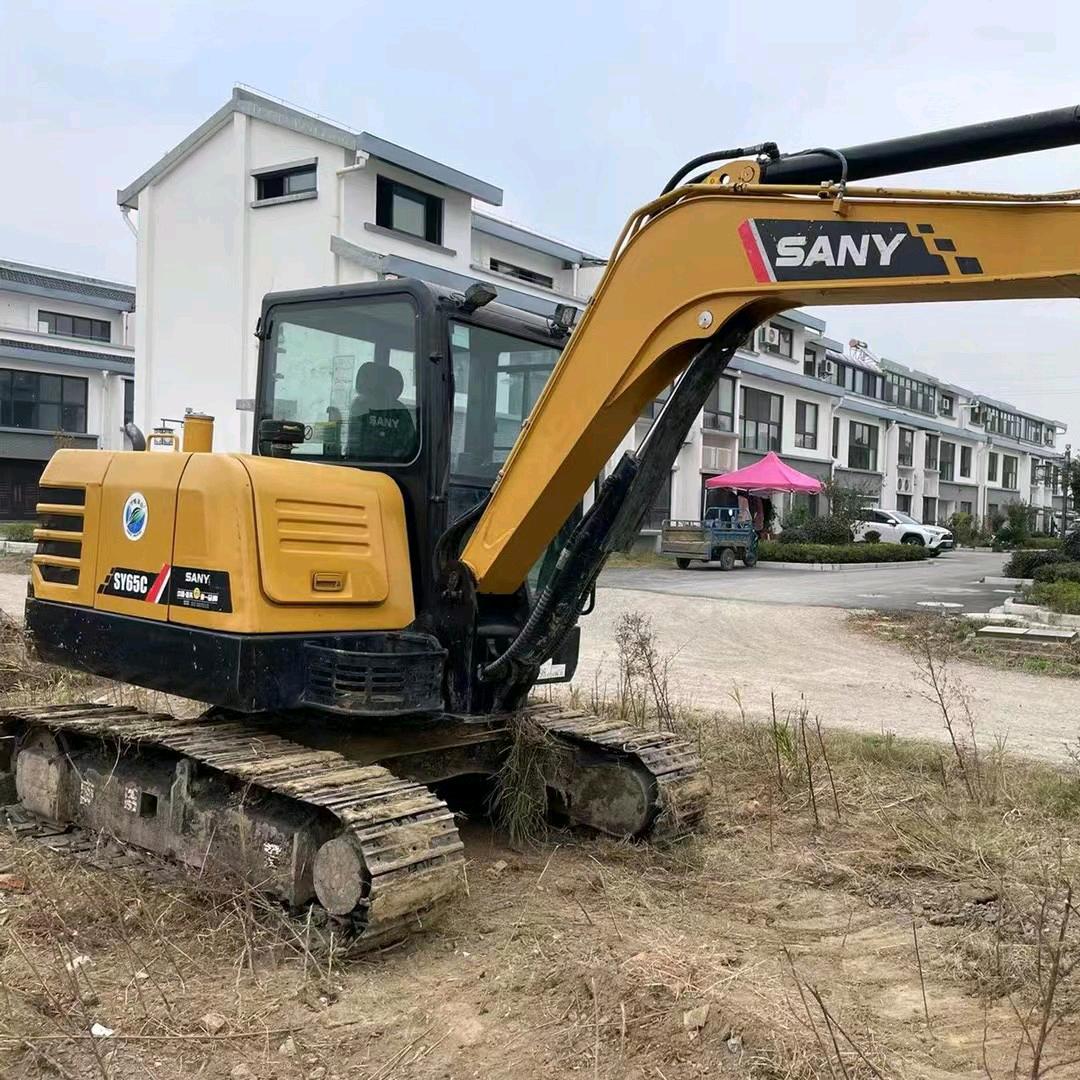 专业敲墙  拆旧  大小挖机出租