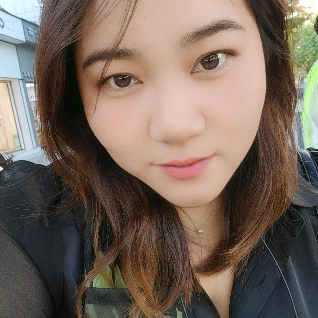 ღ᭄别碰💔我心꧔᭄  单身妹