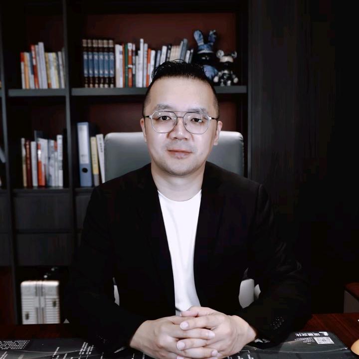余公昌（开启建材营销新时代）
