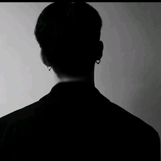 雨三仟   海兰云天