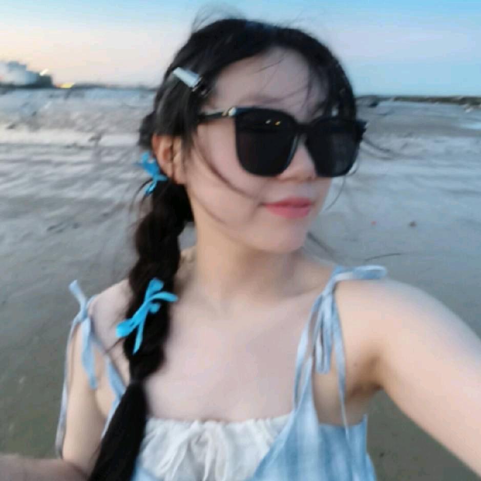 圆脸昕昕.