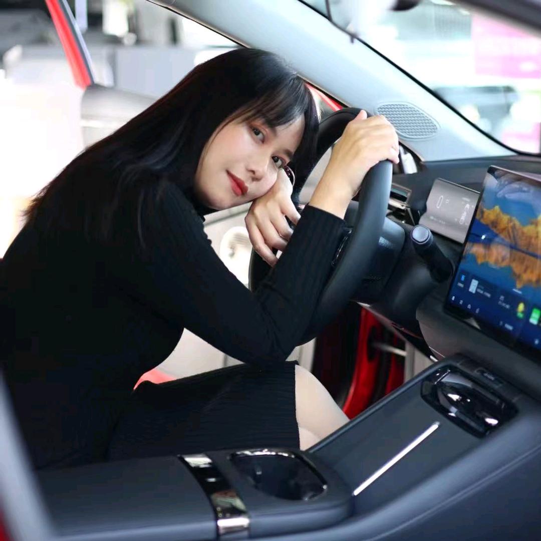 珠珠(˵¯͒〰¯͒˵)