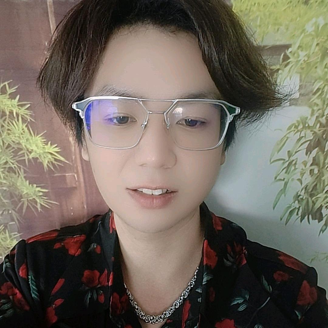 小龙爱唱歌