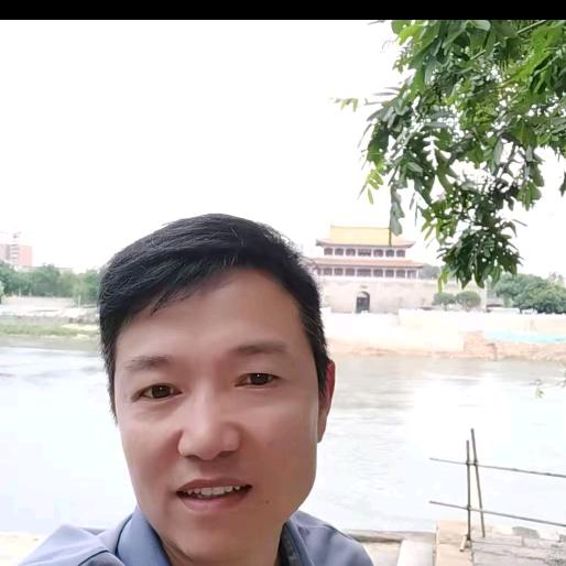 高安游哥