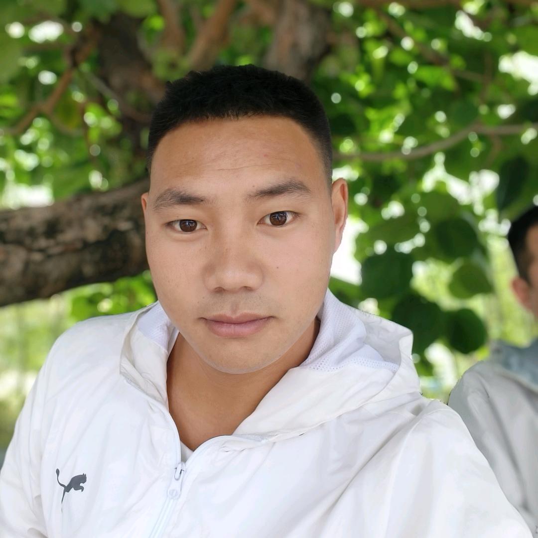 芒市诚贵二手车