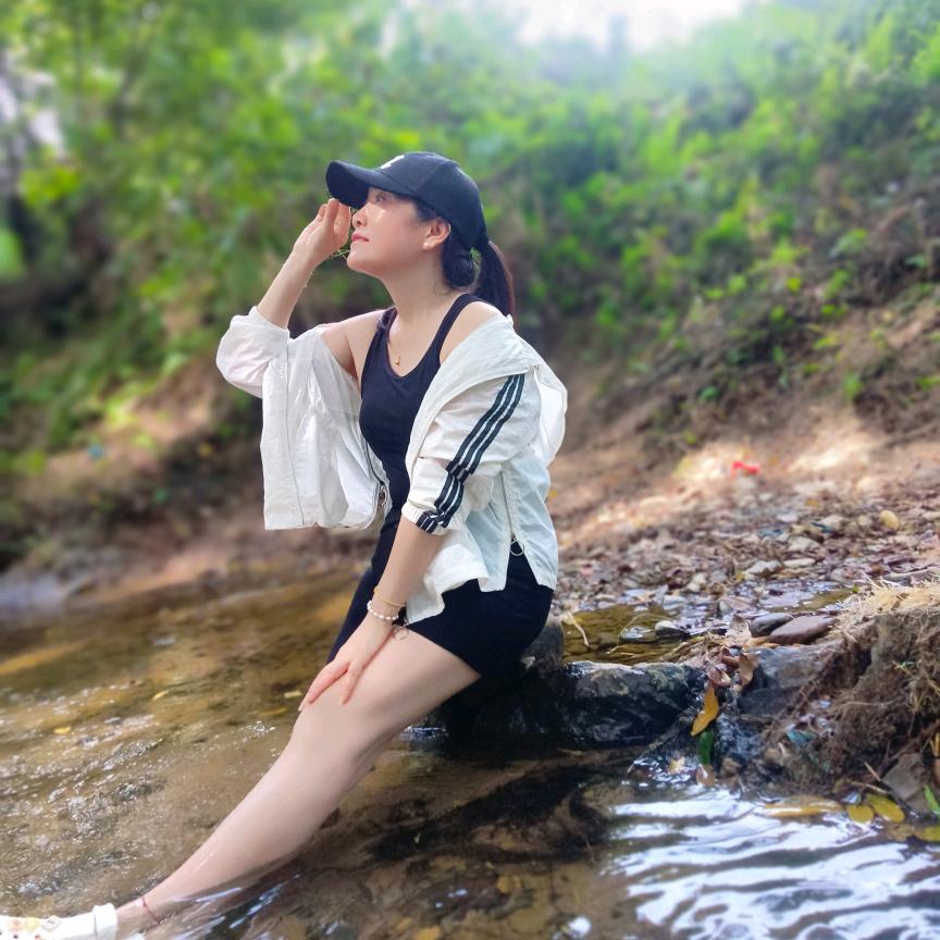 默默💞