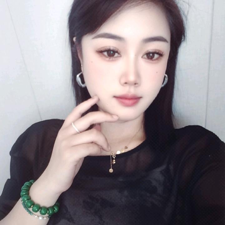 静静♛