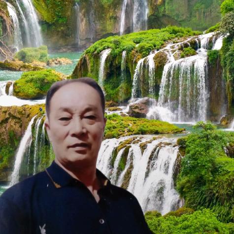 骏马