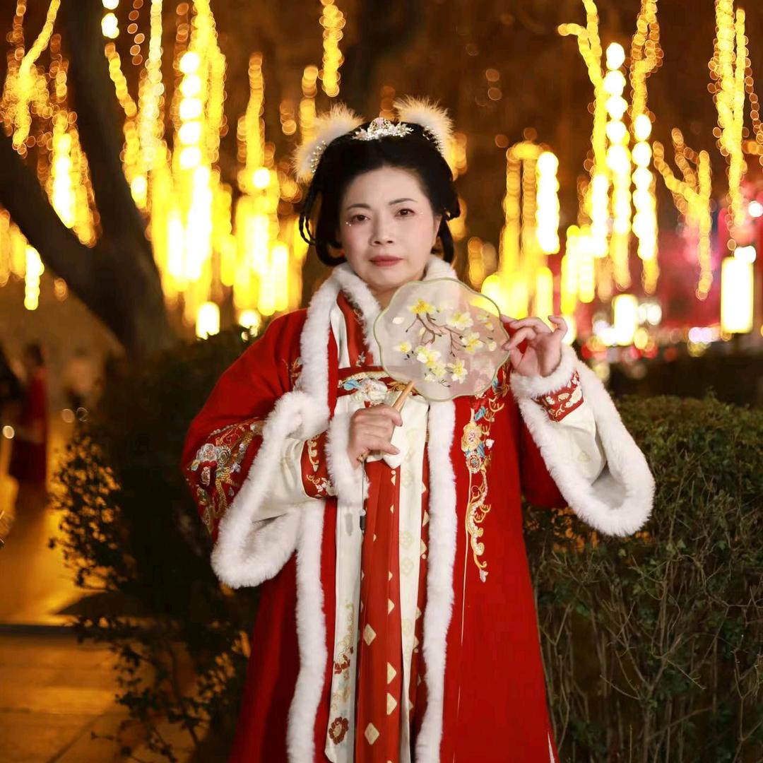 梅子🎼