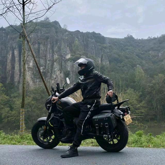 为迩独战天下