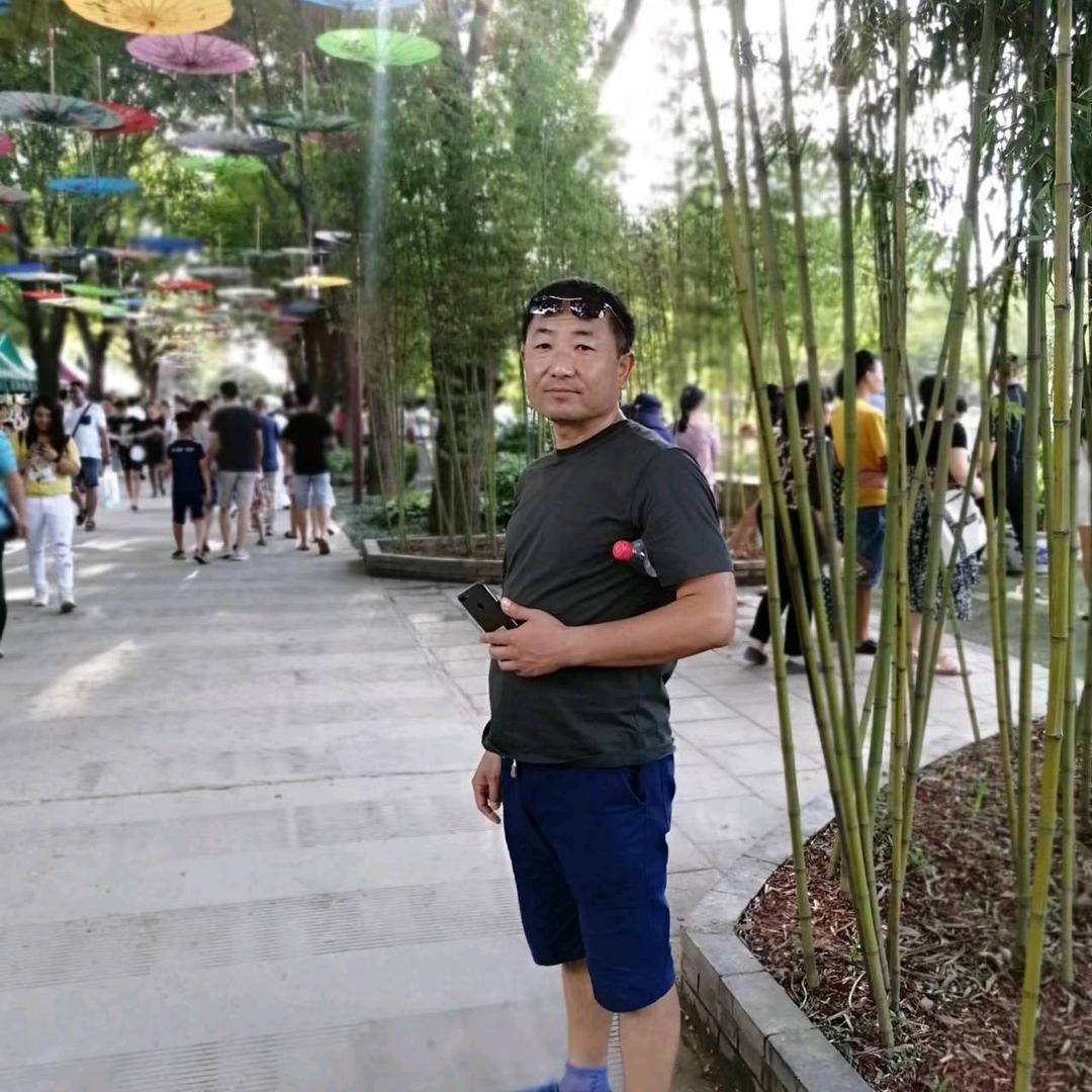 不想跟你这高人说了