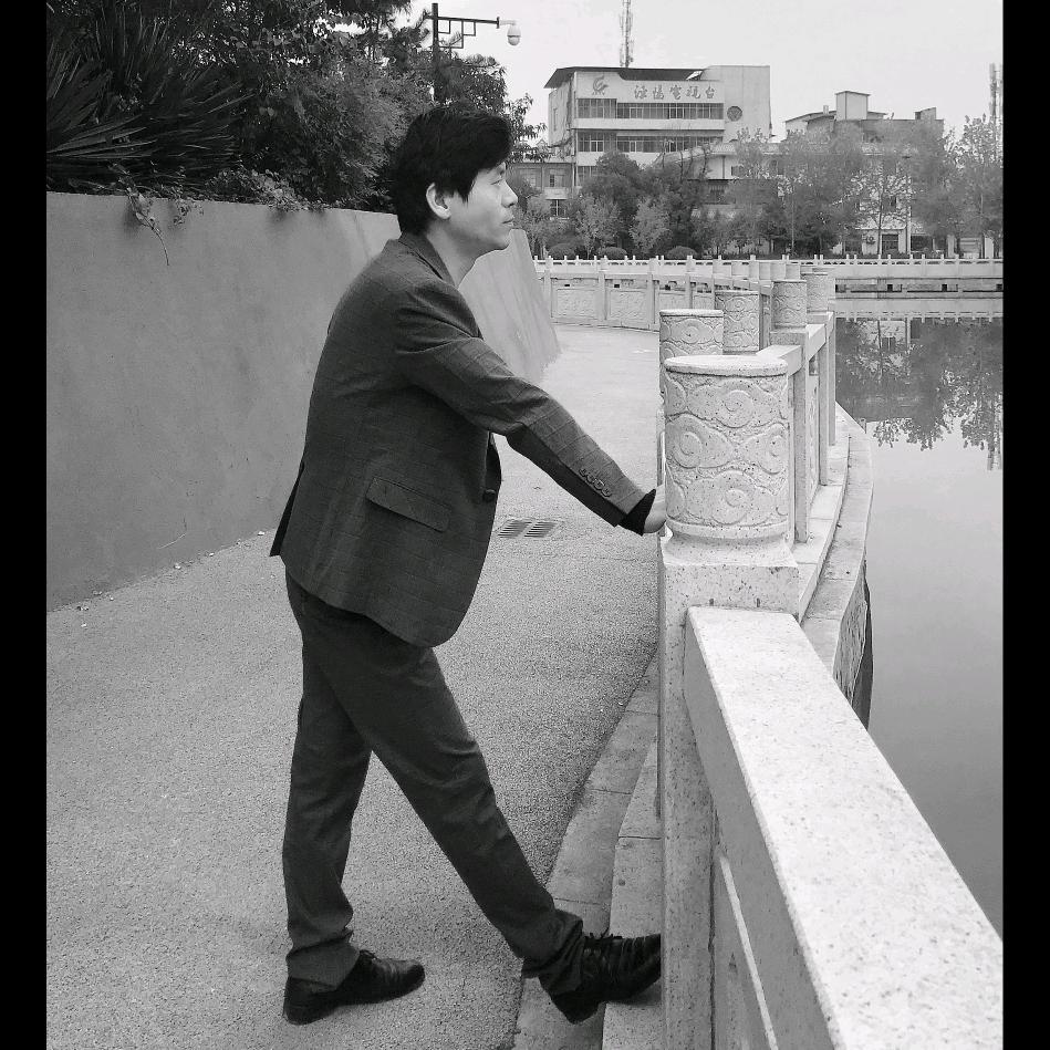 西安富仕特地坪科技总经理