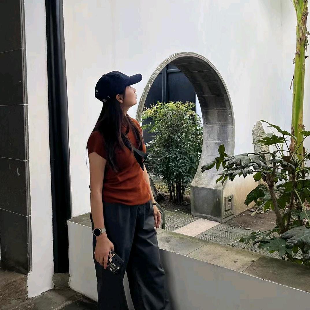 y乚丽