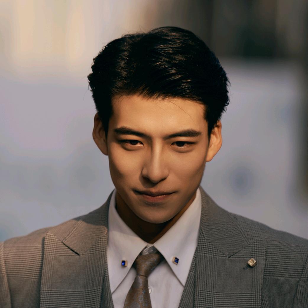 李泽豪