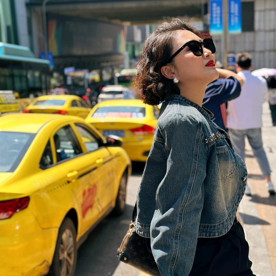 💞᭄ཽ࿆爱财 悦已꧔ꦿ᭄❀ ͜҉: