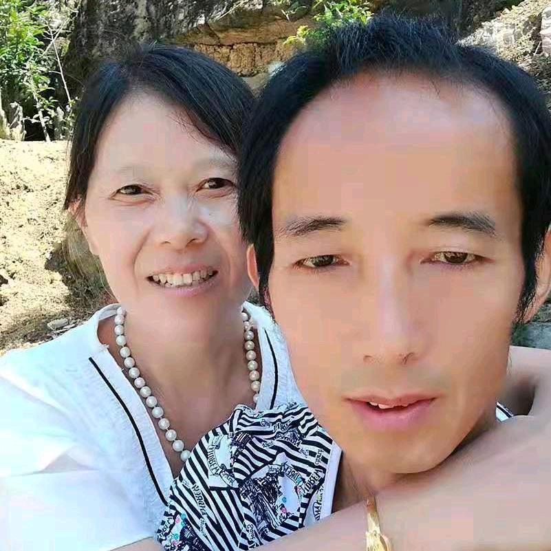 聪哥逗三姐