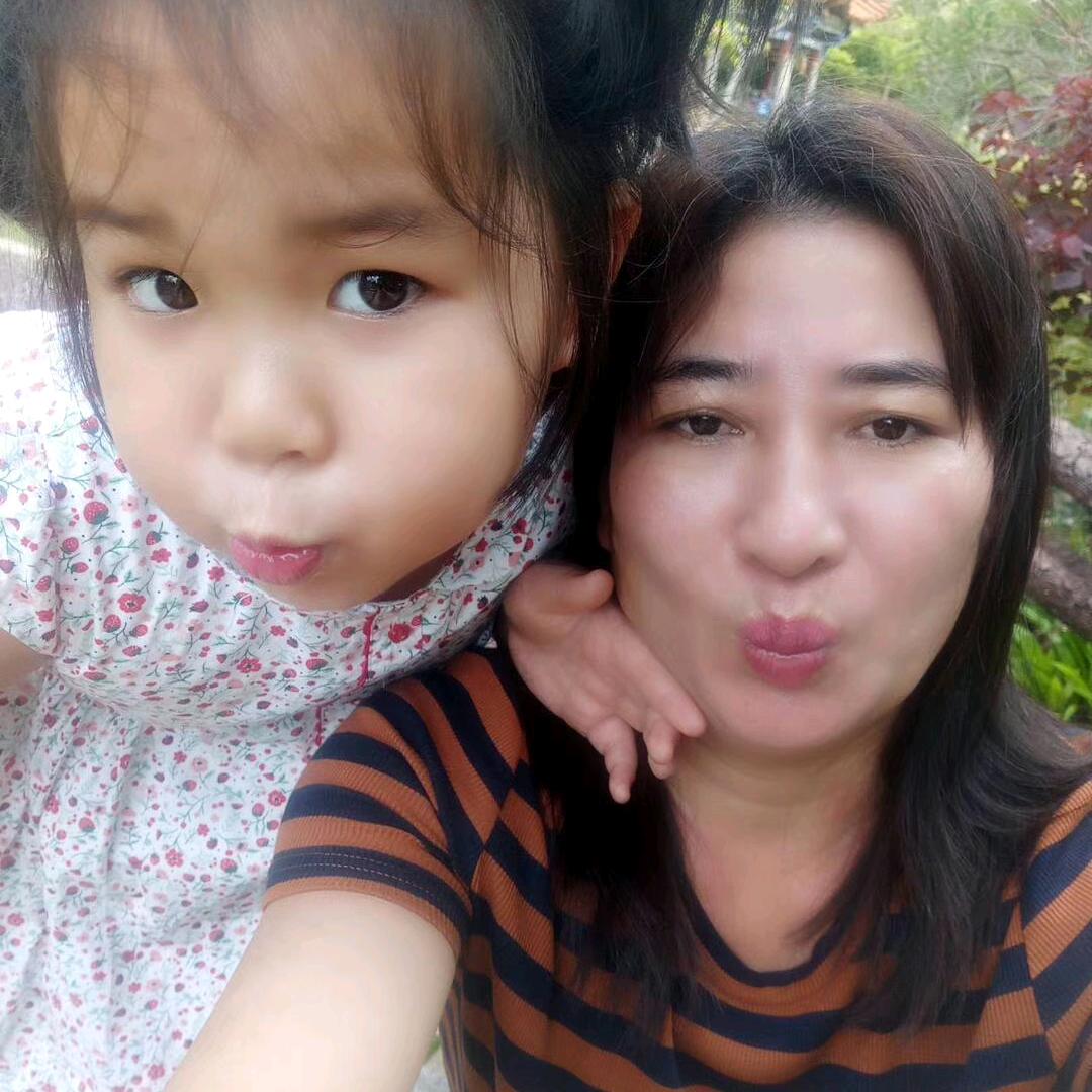 勐阿五妹小吃店现炒现卖快餐