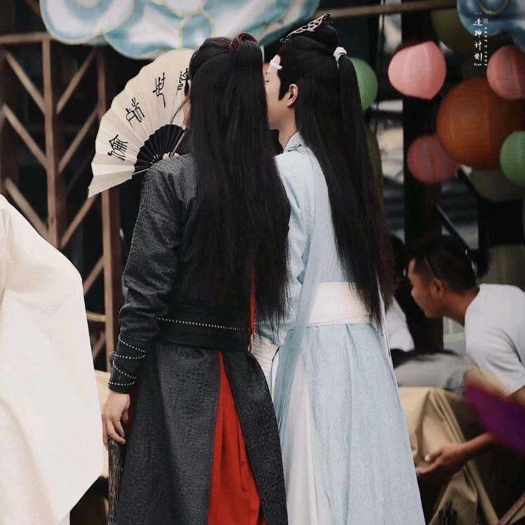 🦁有一只兔子♡