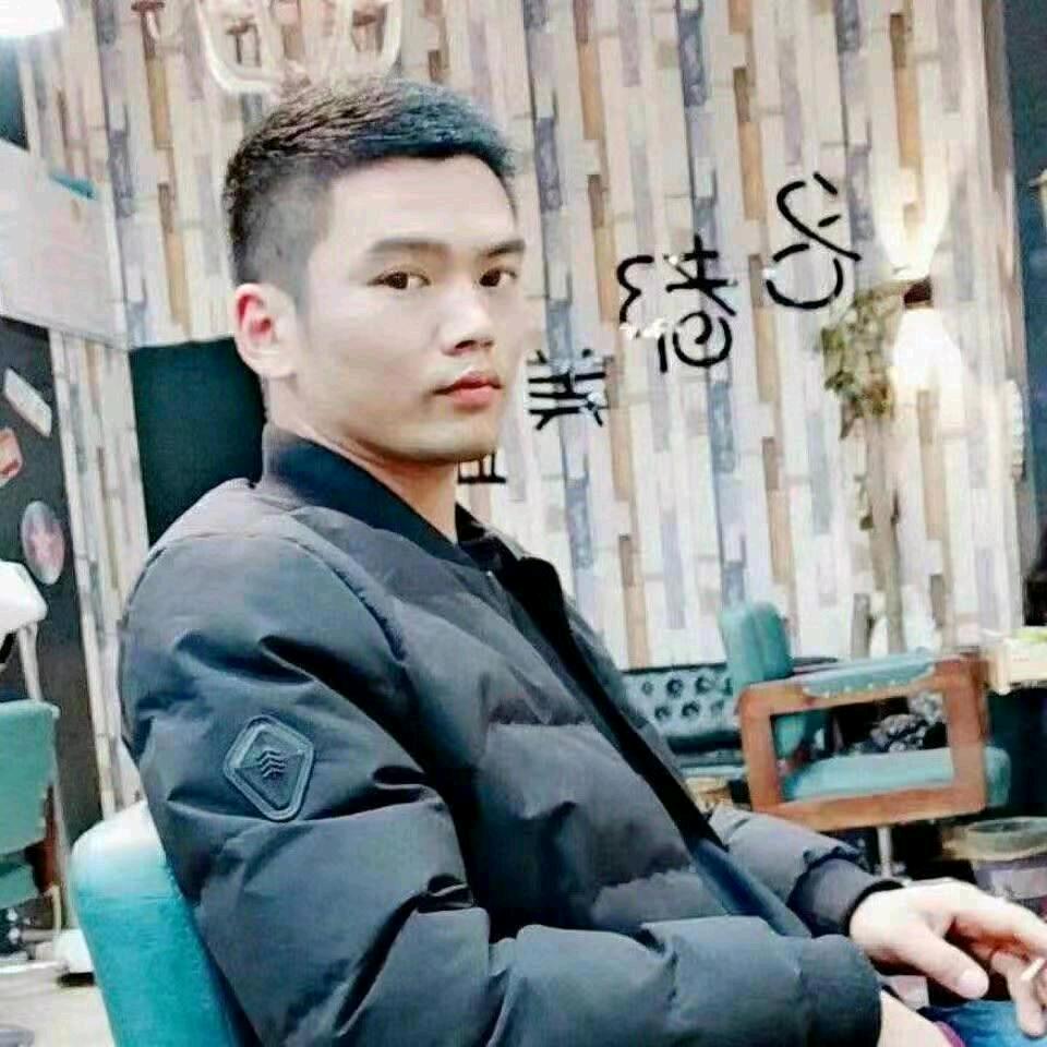 奋斗小钢炮