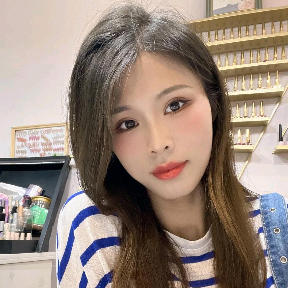 LiLi日式美甲美睫官方号