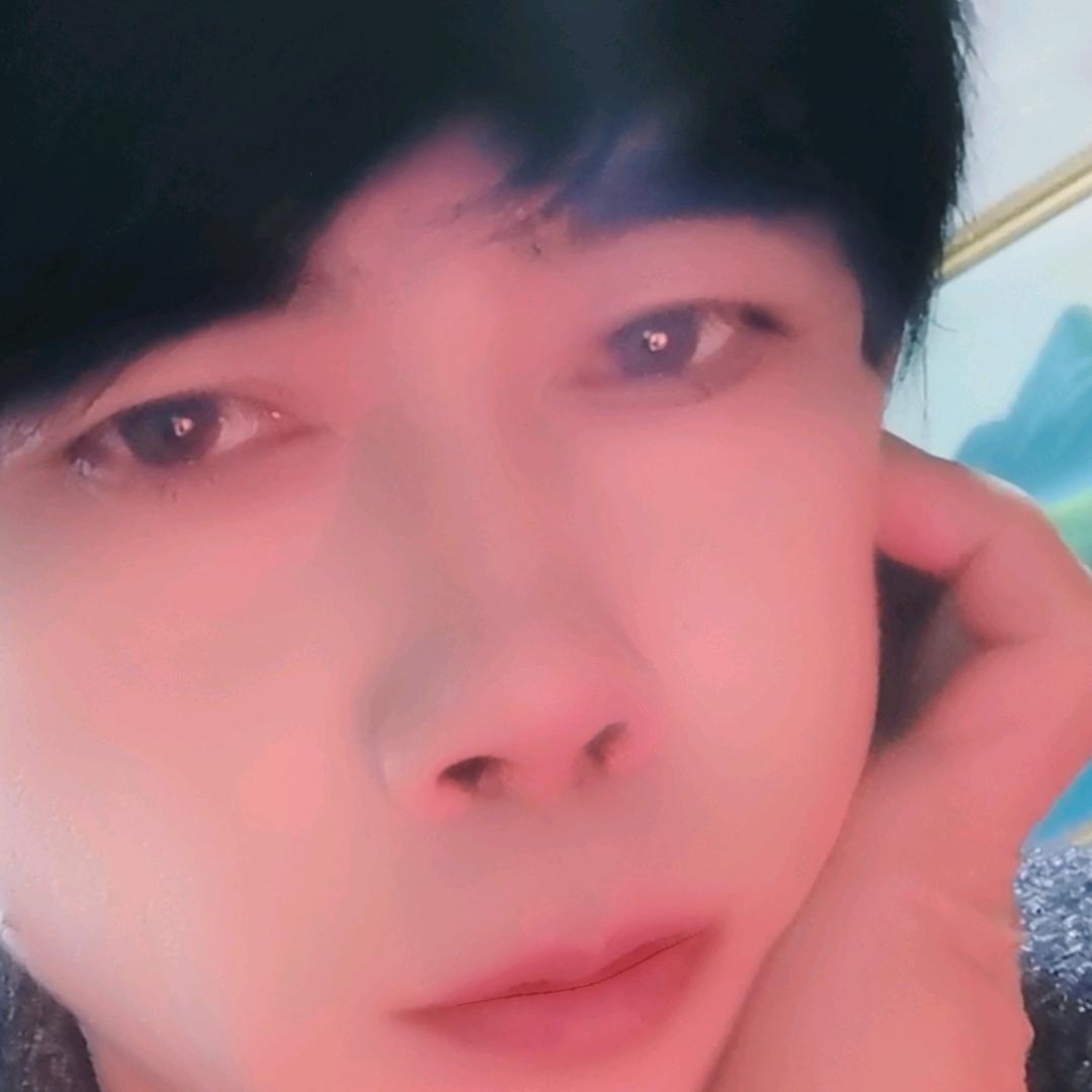 云南小哥。