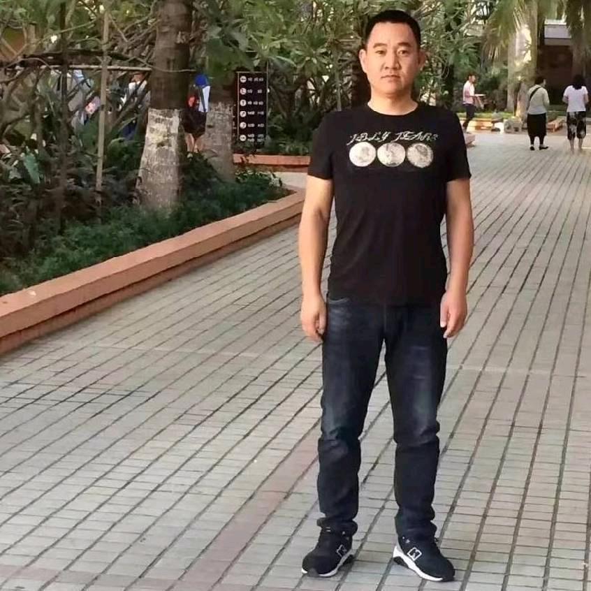 老席：助农团