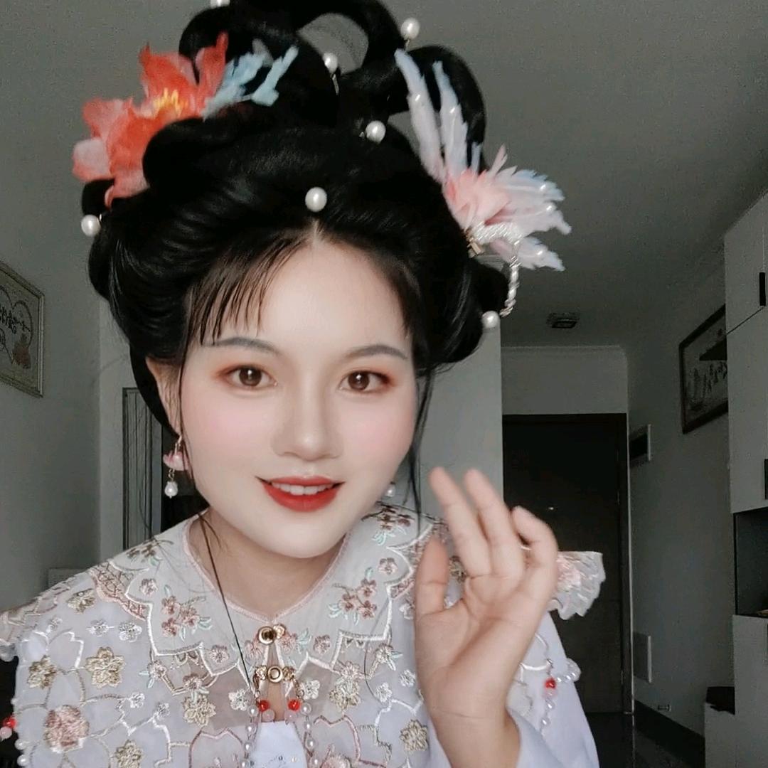 爱上饭饭范娘子